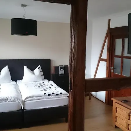 Mario'S Fachwerkhaus Am Huy Villa Buitenkant foto