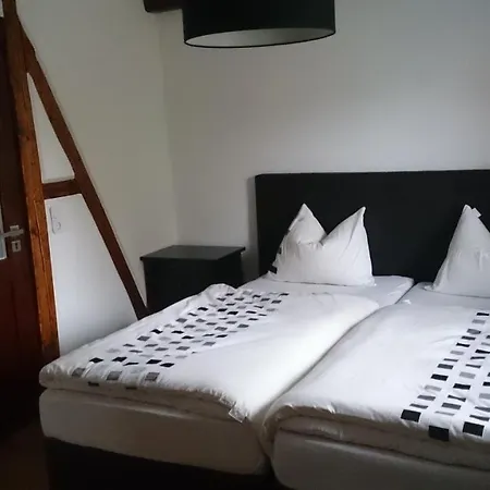 Mario'S Fachwerkhaus Am Huy Villa Buitenkant foto
