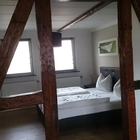 Mario'S Fachwerkhaus Am Huy Villa Buitenkant foto